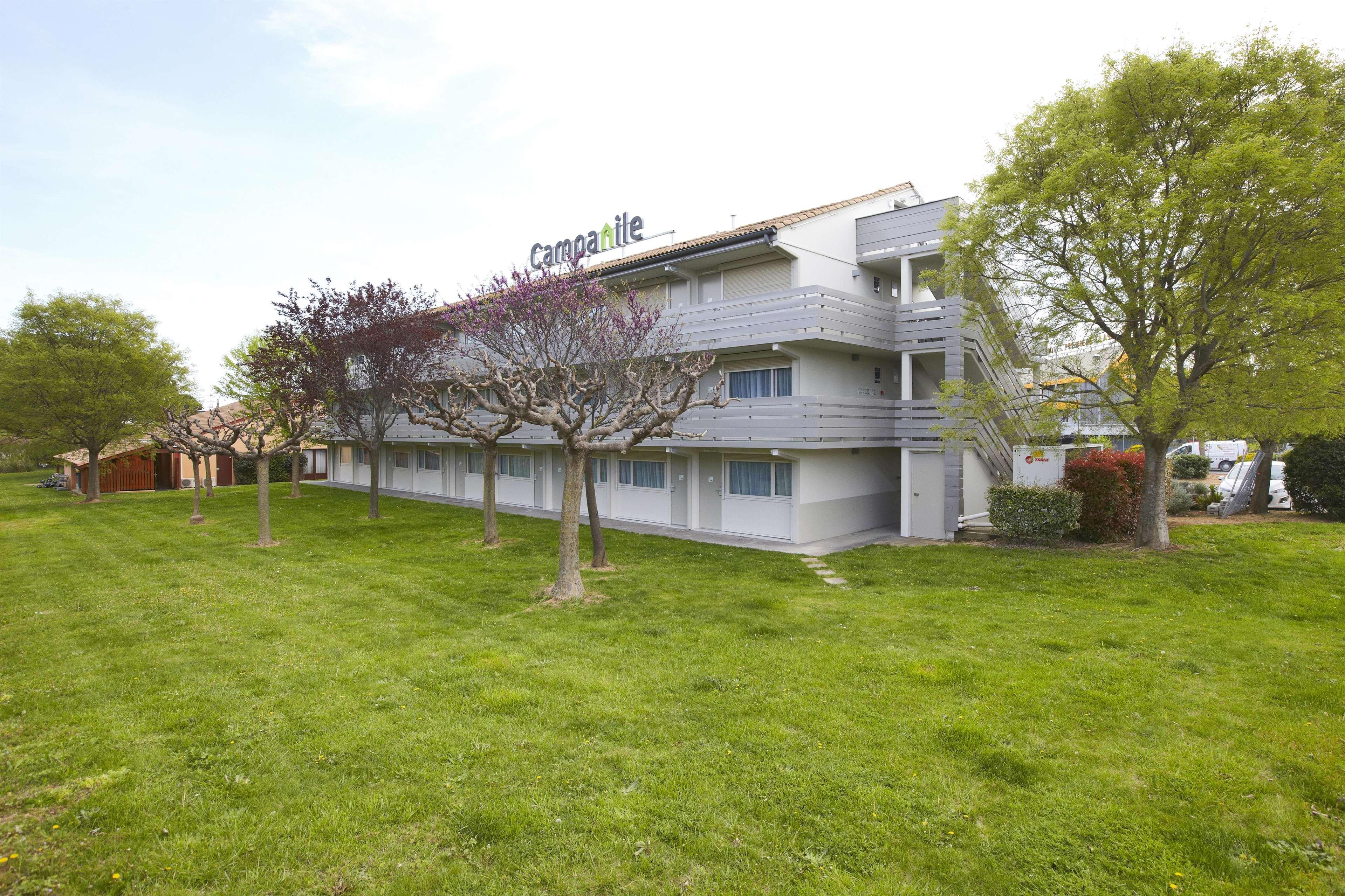 Campanile Beziers A9/A75 Hotel Exterior photo